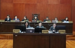 京知七人合議庭公開審理白光LED發(fā)光及顯示裝置發(fā)明專利權(quán)無(wú)效