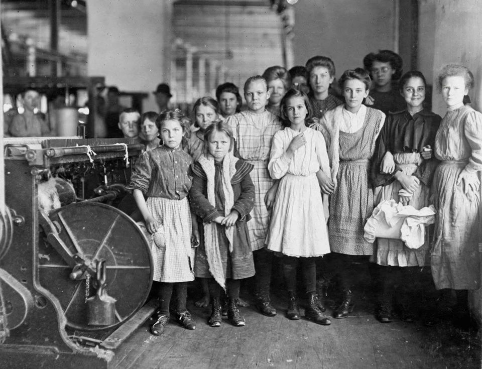 Lewis Hine：一位攝影師的“摩登時(shí)代”